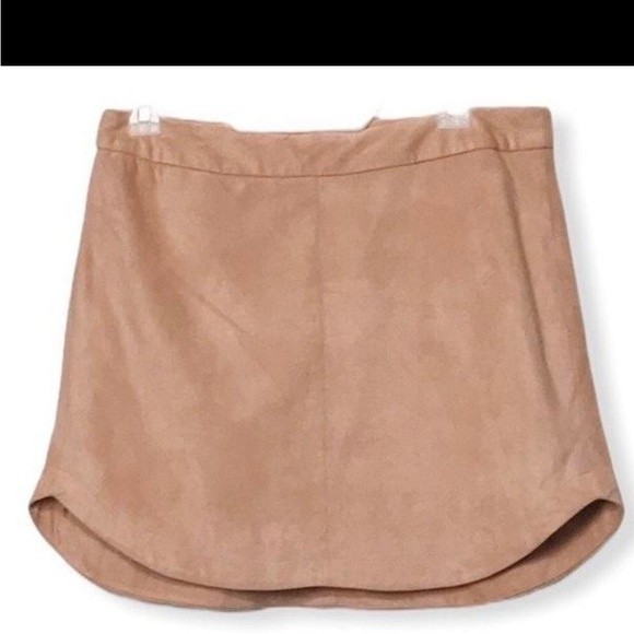 BB Dakota Mini Skirt Annette Pink lemonade plush Faux Suede Blush, size 8 - Picture 15 of 17